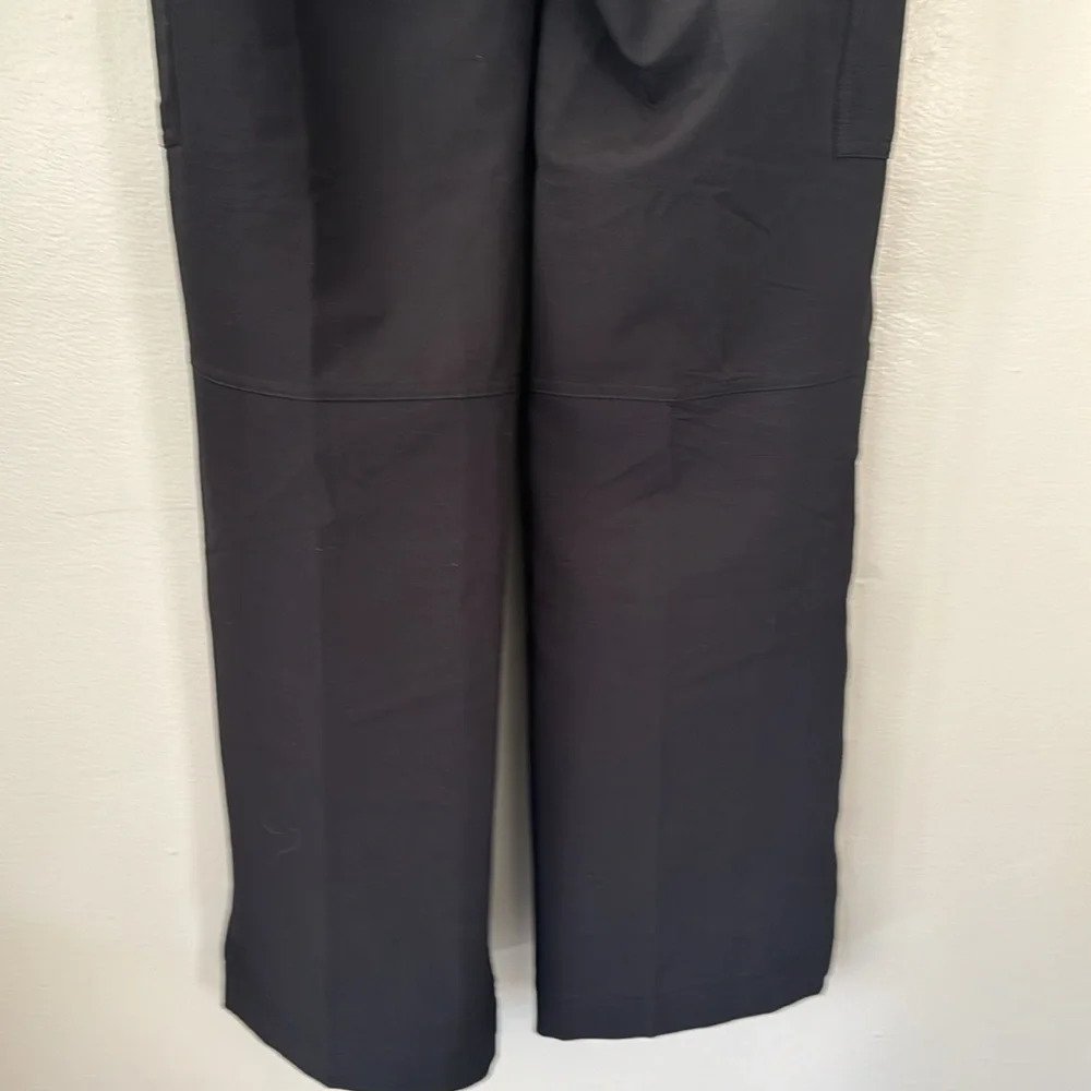 Old Navy Black Wide-Leg Pants - Picture 6 of 8